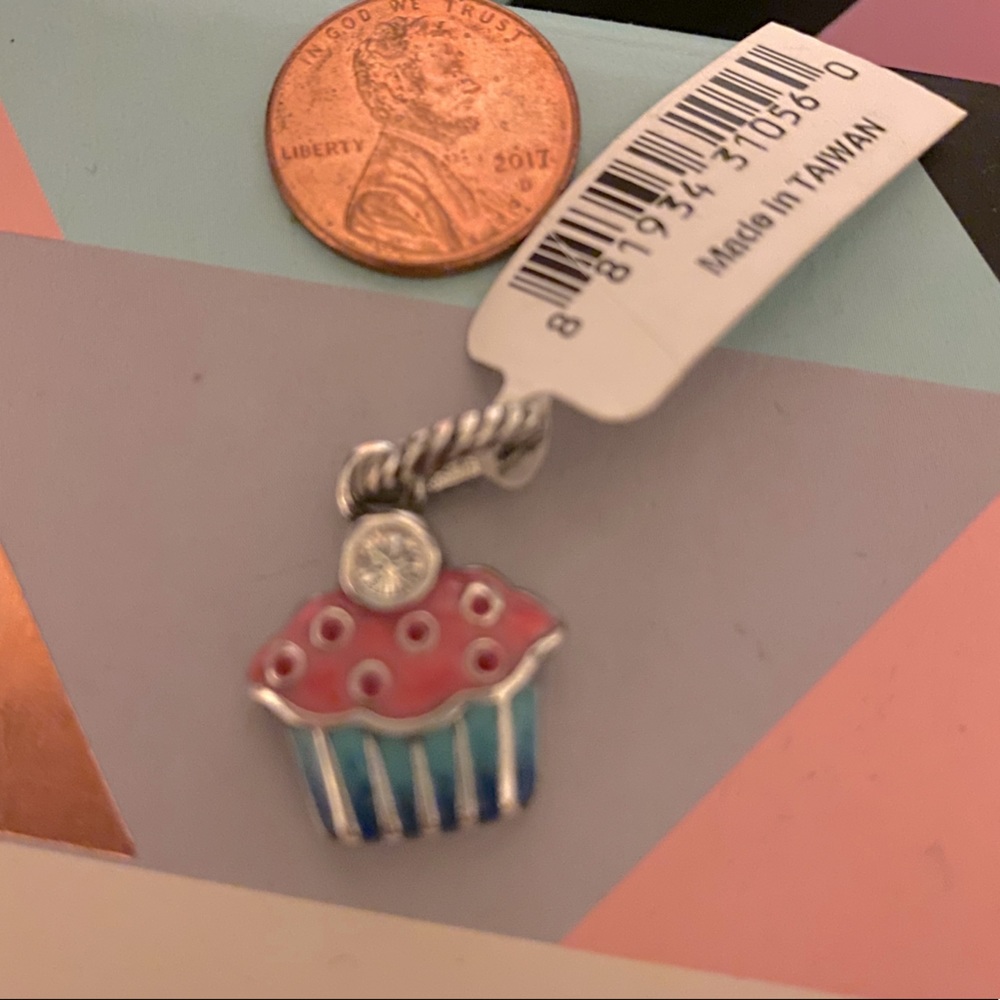 Brighton cupcake charm